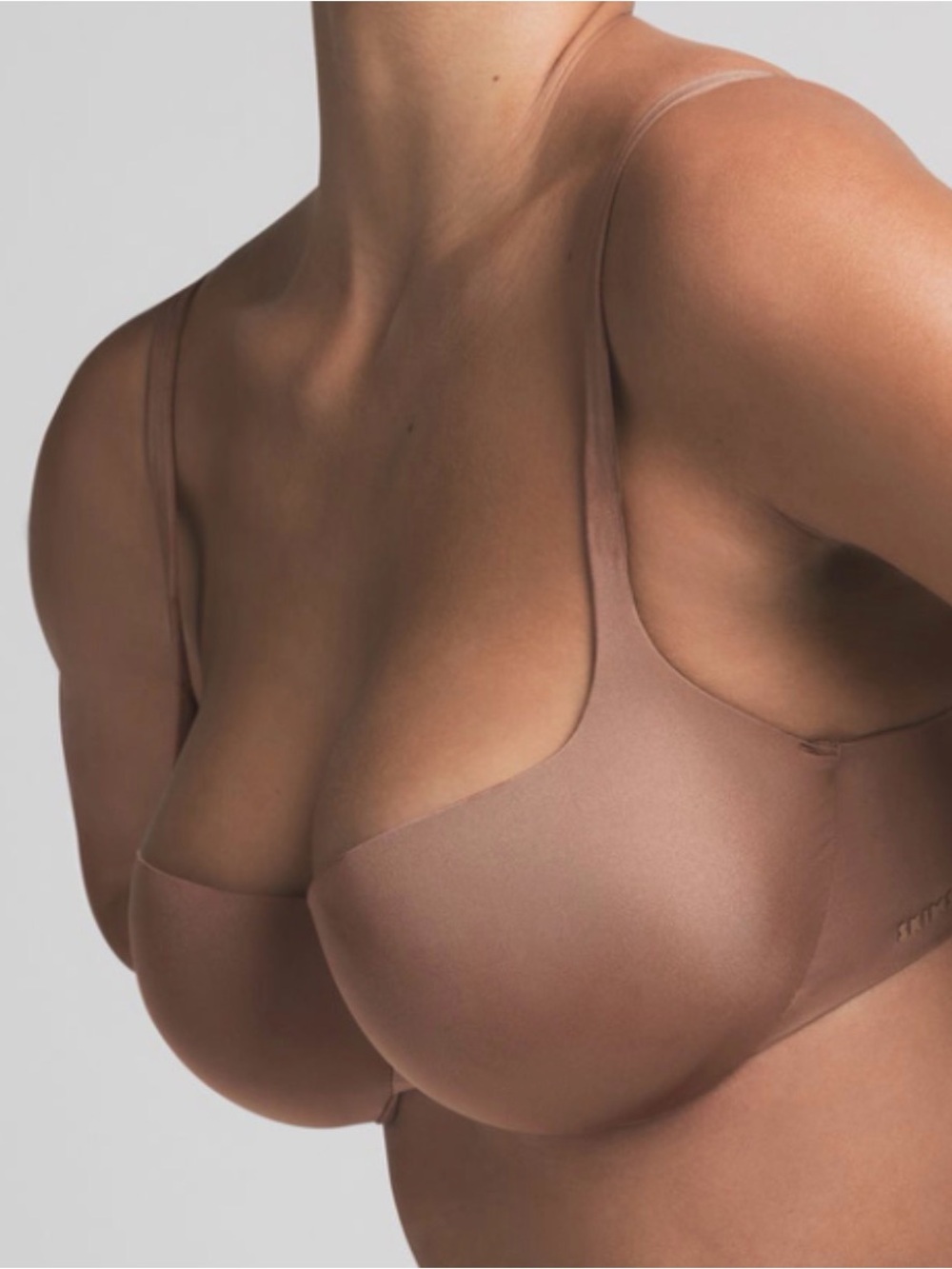 SKIMS Ultimate Balconette Smooth Molded Push-Up Bra 38B